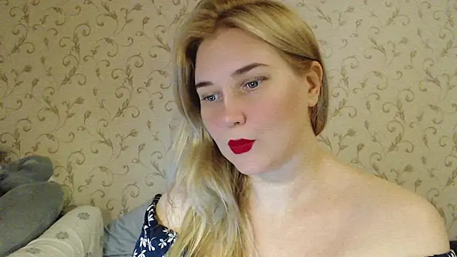 mmmPinUpGirl stripchat live cam model
