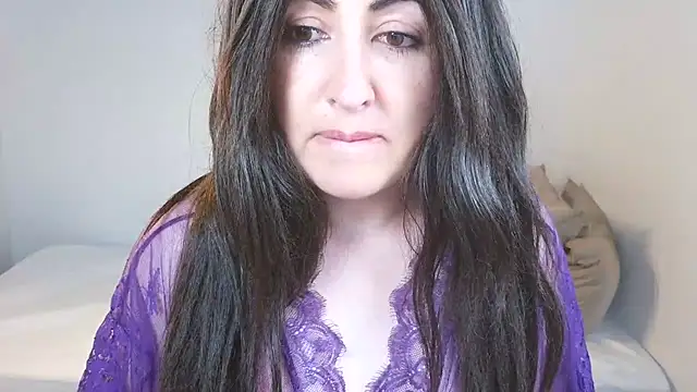 naughty_sarahh stripchat live cam model