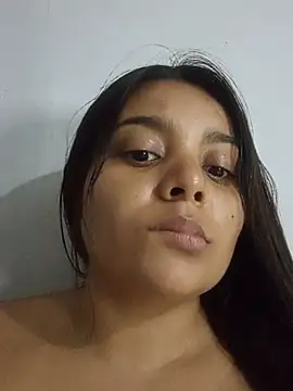 stefanie010 stripchat live cam model