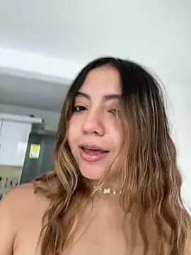 Bonni_lohan stripchat live cam model