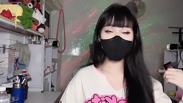 Tieu-May stripchat live cam model