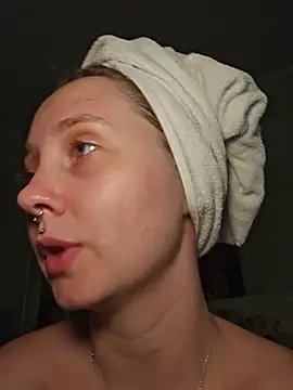 ooopsitscandy stripchat live cam model