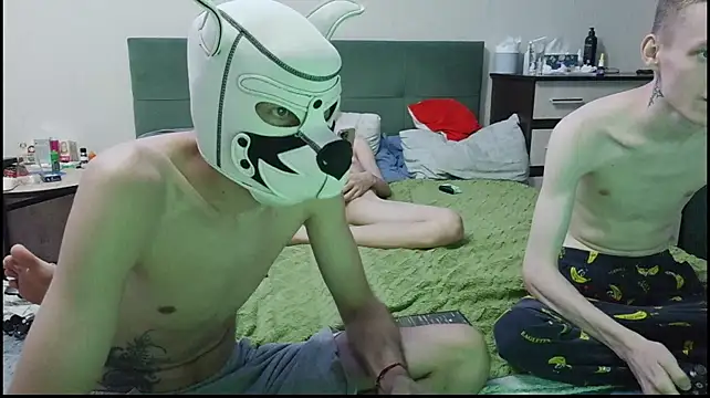 I_K_A stripchat live cam model