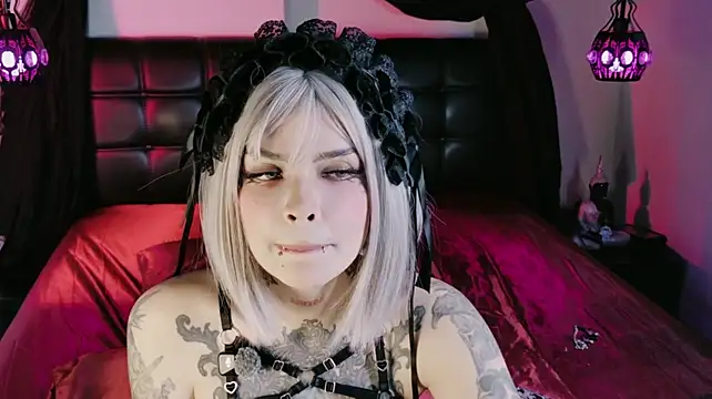 Noxarcane stripchat live cam model
