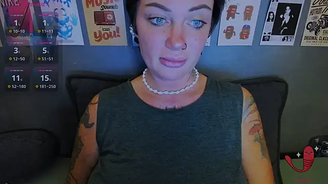 EllieOz stripchat live cam model