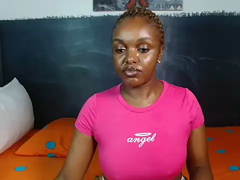 FaeMDom2 stripchat live cam model