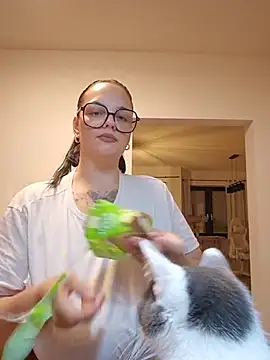 JUJUICY- stripchat live cam model