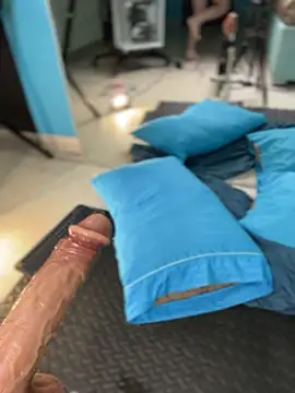 KellyOlsenbe stripchat live cam model