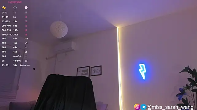 sarah_wang stripchat live cam model