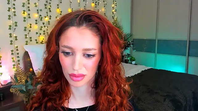 ChristinaConteeree stripchat live cam model