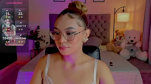 OxanaFedorova1- stripchat live cam model