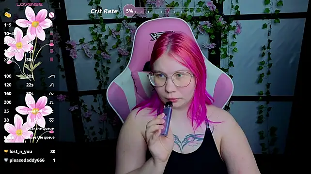 kitsune_little stripchat live cam model