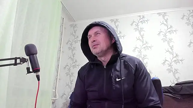 SanFrantsisko stripchat live cam model