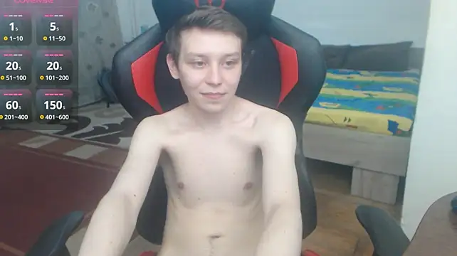 hugkydo stripchat live cam model