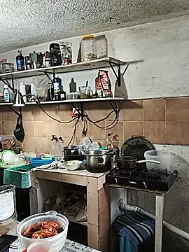 LaInsaciableIntensa stripchat live cam model