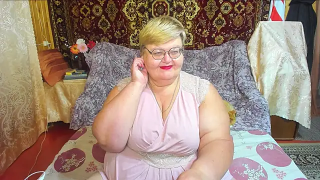 _big_love_ stripchat live cam model