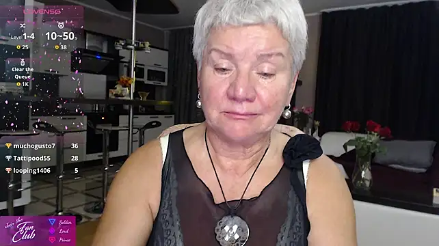 roxana_brooks stripchat live cam model