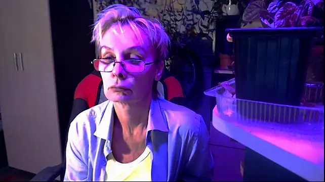 HelgaHimmell stripchat live cam model