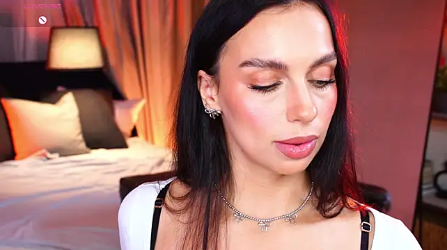 LunaNight stripchat live cam model