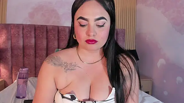 sofiiacarson stripchat live cam model