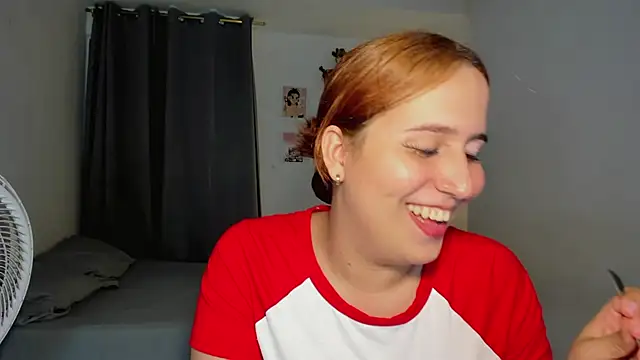 Sofiababyy stripchat live cam model
