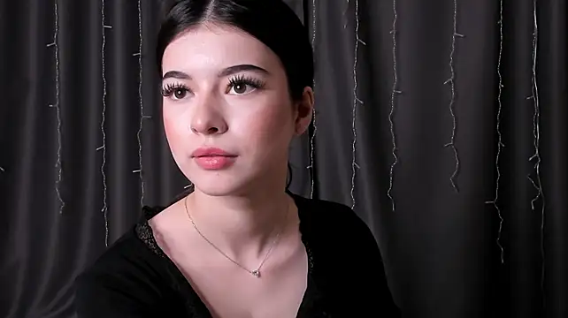 youllwanttocomeback stripchat live cam model