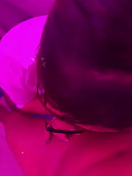 nede-6 stripchat live cam model