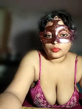 Dolly_Singh143 stripchat live cam model
