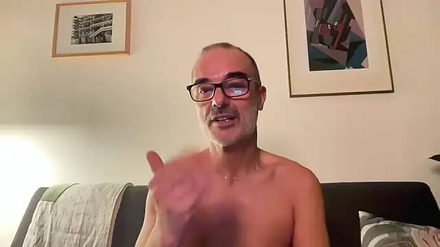 Milkywaymen stripchat live cam model