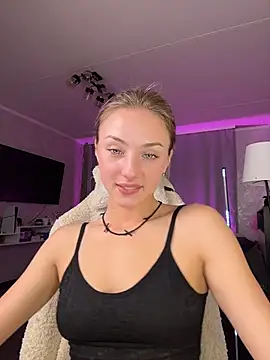 Mally_Say stripchat live cam model