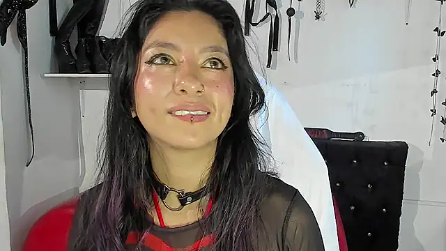 ValeryTatto stripchat live cam model