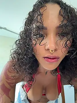 LizStorm_ stripchat live cam model