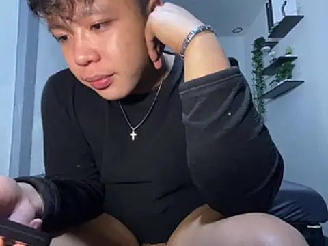 urasianrey stripchat live cam model
