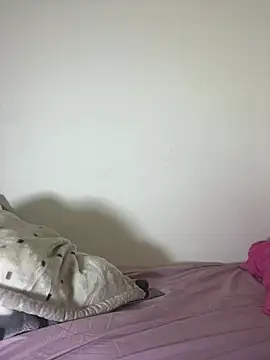 MaskedBootyLicious28 stripchat live cam model