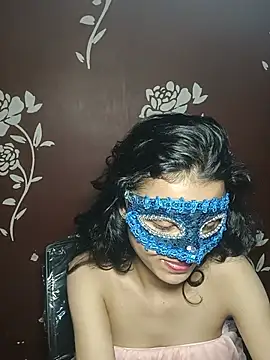 Sommiya_love stripchat live cam model