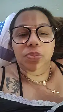 Ladymilf12 stripchat live cam model