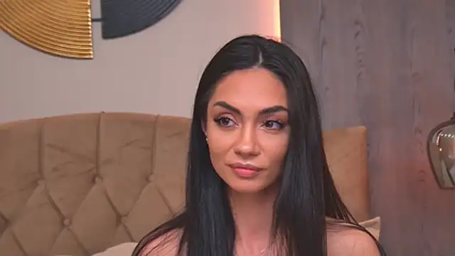VivienneStark stripchat live cam model