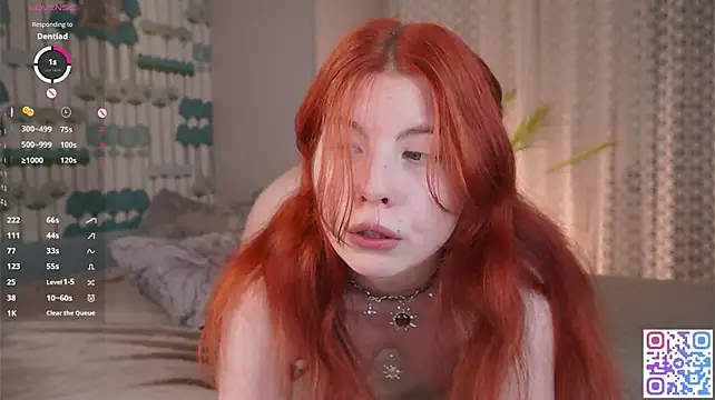JeneeMinotti stripchat live cam model