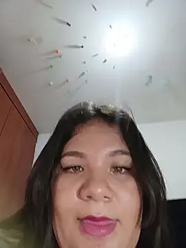 Van3orgasm4me stripchat live cam model