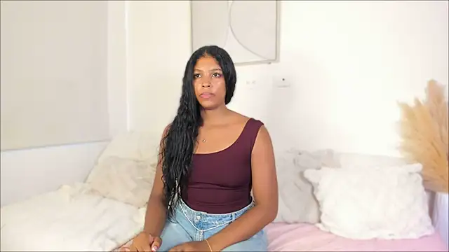 ZOEGARNER01 stripchat live cam model