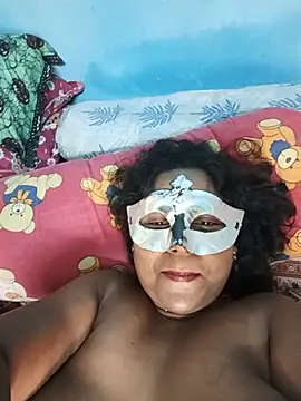 hevensex143 stripchat live cam model