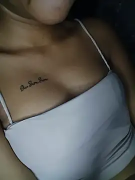 Your___Moonlight stripchat live cam model