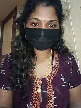 tamilsaisree stripchat live cam model