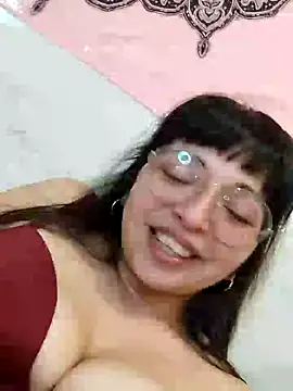 LisaMargo stripchat live cam model