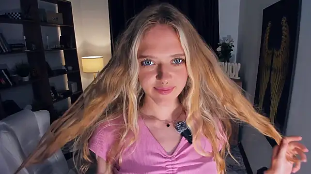 AleneHayek stripchat live cam model