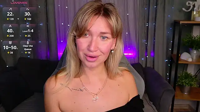 MilaBott stripchat live cam model