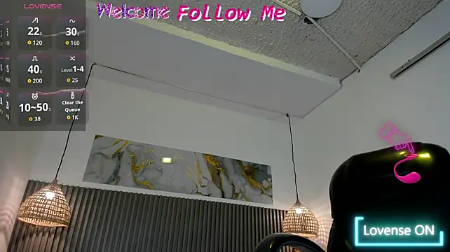 Dyla_n18 stripchat live cam model