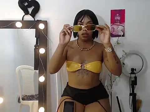 novafoxxx stripchat live cam model
