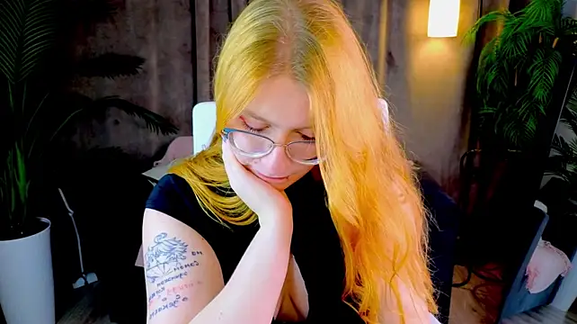 AliceBrightside stripchat live cam model