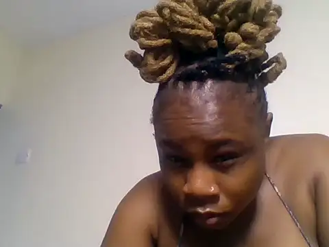 ebonitah stripchat live cam model